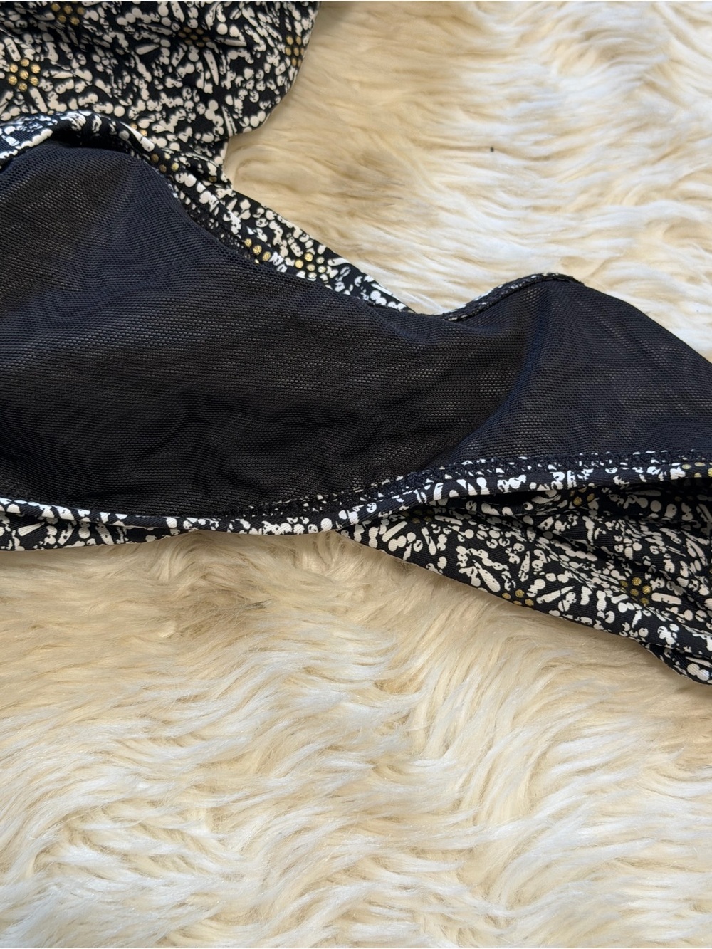 Nip Tuck Swim One Piece Swimsuit in Geometric Print - Size US 10 - Picture 5 of 6